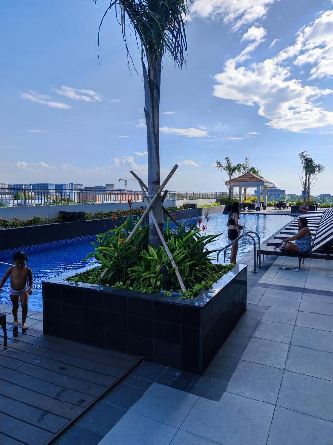 Schoenes Apartment Mit Pool-Nutzung Manila Zewnętrze zdjęcie