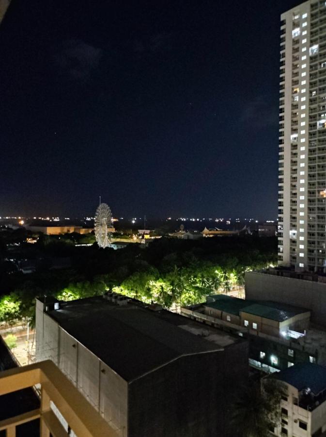 Schoenes Apartment Mit Pool-Nutzung Manila Zewnętrze zdjęcie